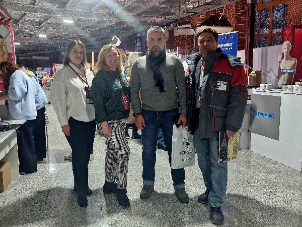 С 28 ноября по 1 декабря 2024 года в Москве прошла III выставка «ПРОреставрация. Импортозамещение в реставрационных материалах и технологиях».

Открытие прошло в Круговом депо Николаевской железной дороги. Ее организаторами является Российская ассоциация реставраторов: https://rosrest.com/ при поддержке Правительства Москвы.

Выставка представляет собой важное мероприятие для профессионалов реставрационной отрасли.

Сотрудник ГБУ «Аргунский музей-заповедник» Тамирлан Солтагиреев посетил ее с целью обмена профессиональным опытом с организаторами.
В ее рамках также обсудили и продемонстрировали отечественные материалы и методики реставрации, восстановление старинных технологий и новые подходы к сохранению объектов культурного наследия в современных условиях.

Выставка была интересна широкой аудитории, включая молодежь и детей. В программе разработали несколько ключевых зон: экспозицию, творческие мастерские, лекторий и площадку для проведения профессиональных соревнований среди молодых реставраторов.

