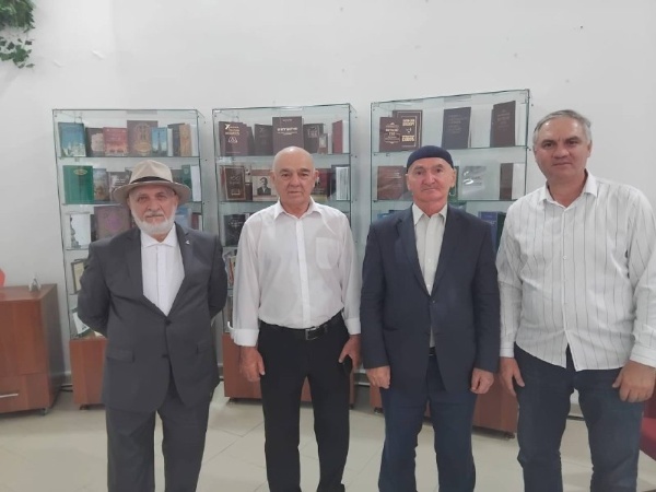 25 июня, в Ингушском научно-исследовательском институте гуманитарных наук им. Ч. Э. Ахриева состоялась конференция, посвященная 150-летию со дня рождения выдающегося российского этнографа, исследователя и просветителя Фомы Ивановича Горепекина, на котором присутствовали сотрудники Джейрахско-Ассинского музея-заповедника.

Конференция была организована известным краеведом, исследователем-архивистом Берснако Газиковым, на которой также были представлены фотографии и документальные материалы.

Ф.И. Горепекин родился 7 июня 1874 г. в ст. Ессентукской Терской области. Имя Фомы Горепекина к сожалению, не так известно среди нашего народа, хотя посвятил ингушам самую большую и плодотворную часть своей жизни. За годы исследовательской работы у Ф. И. Горепекина накопился огромный рукописный архив. Им были составлены первый букварь и первый алфавит, сделан прямой и обратный словарь с энциклопедическим объяснением 5000 слов. По сути, он является первым ученым-исследователем народов Кавказа и первым исследователем истории ингушей. В 1919 году на съезде горских народов, ознакомившись с документами, депутаты съезда удостоили Ф.И. Горепекина почетного звания «Наха – сий дер».

На Конференции также обсудили Постановление об утверждения Положения об Ордене Народного Собрания Республики Ингушетия 
«Наха сий дер», которое в начале этого года было принято депутатами Народного Собрания Республики Ингушетия по инициативе Историко-географическоого общества Ингушетии «Дзурдзуки».

Отметим, что эту награду будут вручать людям, посвятившим себя ингушскому народу, его истории и культуре. А первый Орден «Наха сий дер» депутатами Народного Собрания Ингушетии решено вручить Горепекину Ф.И. посмертно, что позволит увековечить его имя в истории Ингушского народа.