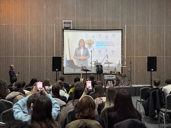 На Северном Кавказе завершились тренинги по предпринимательским компетенциям в рамках федерального проекта «Технологии» и «Платформы университетского технологического предпринимательства».  

Фестиваль «Физтех Фаундер Фест – СКФО» собрал самых активных студентов из 23 университетов округа. Желаю юным предпринимателям удачи в реальном деле!

И благодарю всех участников, организаторов – Московский физико-технический институт и Пятигорский государственный университет, за вклад в развитие предпринимательской экосистемы. Пусть все получается!
