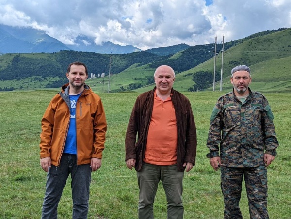 Марзаганов Руслан – основатель технопарков «Алби», член комитета Торгово-промышленной палаты РФ в сфере строительства, ученый и специалист в области научной реставрации, встретился с руководителем комитета государственной охраны объектов культурного наследия Ингушетии Кодзоевым Тимерланом Умаровичем, а также с и.о. директора Джейрахско-Ассинского музея-заповедника  Сампиевым Ахмедханом Алихановичем и проявил инициативу по сохранению храма «Альби-Ерды» от разрушений туристами, местными жителями, домашним скотом и пр. на средства благотворительного фонда «Алби».

Храм - святилище «Альби-Ерды», возрастом более 1000 лет, расположен на левом берегу реки «Асса», из которого по предположению историков произошли более четверти всего рода Ингушей. После согласования проекта вокруг исторического объекта возведут металлическую ограду, общей протяженностью около 200 метров. Эта мера, равно как и установка системы видеофиксации нарушений позволит предотвратить разрушения храма и положит начало работам по восстановлению. 

Данные мероприятия предпринимаются в целях защиты и сохранения объекта культурного наследия Республики Ингушетия.