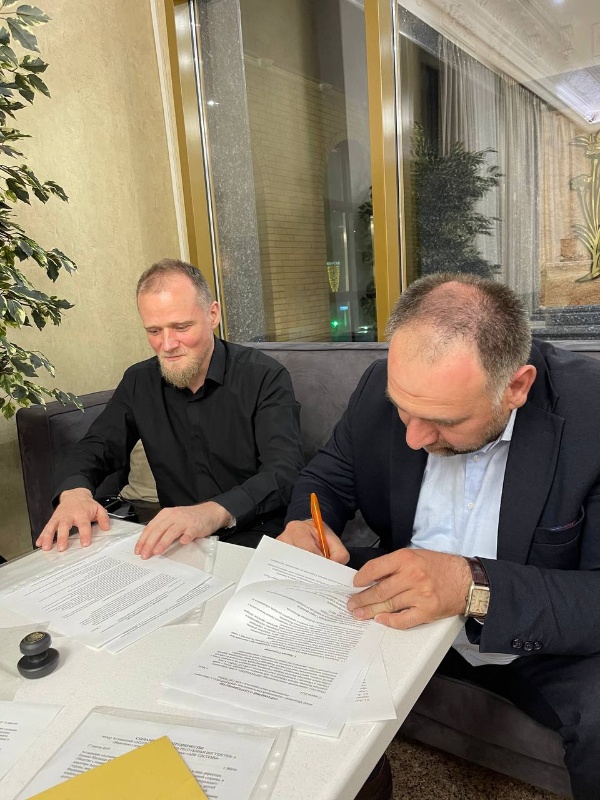 Ассоциация туризма Республики Ингушетия (АТРИ), объединяющая большинство коммерческих и некоммерческих организаций, задействованых в сфере туризма и сервиса, присоединилась к Национальной системе «Территория».

На состоявшейся встрече с Главой АТРИ Евлоевым Магомедом Исраиловичем были намечены цели, согласованы совместные планы и порядок взаимодействия.

На встрече также присутствовали представители ряда организаций, входящих в АТРИ.