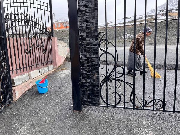 22.03.2025 г. сотрудники Дома культуры провели субботник, убрали двор и прилегающую территорию.
