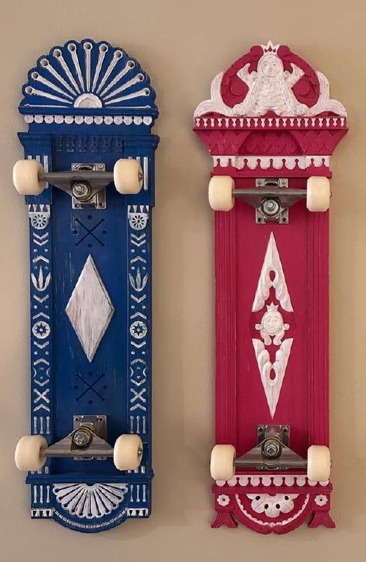 Someone is simply engaged in scientific restoration, and someone engaged in scientific restoration, inventing and creating such original things as skateboarding boards, using in this case for inspiration the ornaments of Nizhny Novgorod platbands.