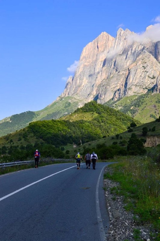Фотопутешествие по Базам Жизни фотографа CUT TEAM Ольги Неронской.

Грозный.Регистрация: https://disk.yandex.ru/d/g83wD9xk0NyFlA 

БЖ Джейрах.: https://disk.yandex.ru/d/kqRoG43jUEgyZg

БЖ Эгикхал: https://disk.yandex.ru/d/DstGMKVx44fWqg

БЖ Нижний Унал: https://disk.yandex.ru/d/hVOie0_4ea3EAg

БЖ Эл-тюбю: https://disk.yandex.ru/d/2Pbl3O4vvOW28g

КБР. Актопрак, оз.Гижгит: https://disk.yandex.ru/d/xjeCVFwlGAWOeQ