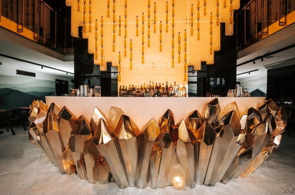 Уютный ресторан Minerals на первом этаже отеля Wawelberg в начале Невского проспекта в Петербурге уже три года радует гостей великолепной кухней и стильными интерьерами.

Генеральный проектировщик Wawelberg - "АСМ Групп".