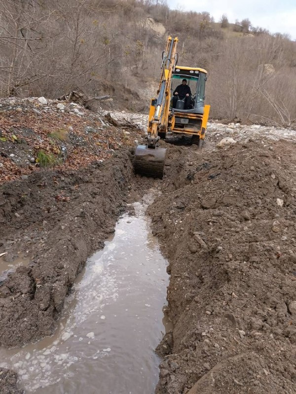 Проведена расчистка русла реки Фортанга в сельском поселении Даттых.

Администрацией с.п. Даттых завершены работы по санитарной и экологической расчистке русла реки Фортанга.

В ходе мероприятий с привлечением специализированной техники были выполнены:
удаление накопившихся донных отложений и ила, уборка бытового мусора, расчистка от сухостоя.

Проведённые работы направлены на обеспечение устойчивой работы системы водоснабжения и улучшение экологического состояния прибрежной территории.