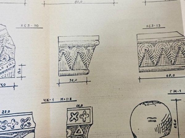 Уникальные зарисовки  храма  "Тхаба-Ерды" и его архитектурных деталей 1968-1969 гг. из проекта заслуженного деятеля искусств Грузинской ССР, зав кафедрой академии художеств Грузии архитектора Л. А. Химшиашвили. 
 
Постепенно разрушавшийся храм к 60-м гг. ХХ века находился в тяжёлом аварийном состоянии. В связи с этим, доктор исторических наук Е. И. Крупнов обратился с письмом в Правительство ЧИАССР о спасении уникального архитектурного памятника. В результате договорённости Министерства культуры ЧИАССР с грузинскими специальными научными реставрационными мастерскими, были проведены восстановительные работы храма в 1969-1971 гг. по проекту заслуженного деятеля искусств Грузинской ССР, зав кафедрой академии художеств Грузии архитектора Л. А. Химшиашвили. 

Параллельно с реставрационными работами велись и археологические раскопки, которые провёл известный учёный Грузии Гиви Гаезович Гамбашидзе.