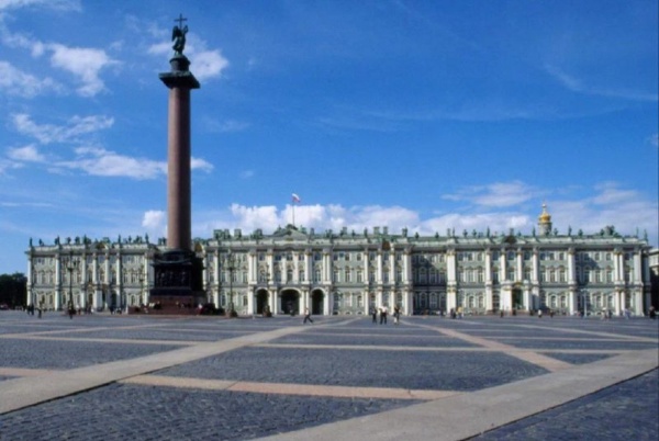 Сегодня, 27 июня 1754 года императрица Елизавета Петровна утвердила проект Зимнего дворца в Петербурге. Автор - Бартоломео Франческо Растрелли. Строительство завершилось в 1762 году при Екатерине II.