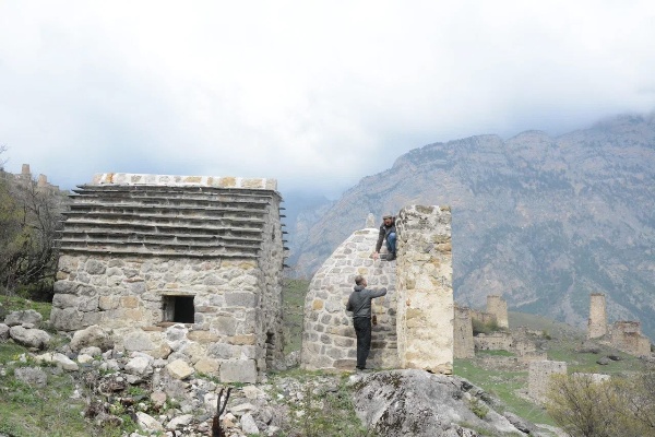 Together with specialists from the Jeyrasko-Assinsky Museum-Reserve, they conducted research work on the sanctuary and crypts in the territory of the Egikal complex and in the vicinity of the Leimi tower complex.

Research work at cultural heritage sites in the Republic of Ingushetia is carried out regularly and is an important part of preserving the cultural heritage of the peoples of Russia.