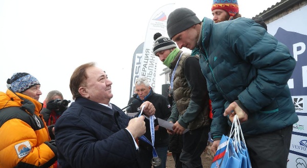 В альплагере Кязи прошел Чемпионат России по альпинизму-2024, который проводился в Джейрахском районе уже в четвертый раз. В течение 12 дней, 12 команд испытывали свои силы, совершая восхождение по самому сложному маршруту на горных массивах Цей-Лоам и Коазой-Лоам. Проведения данного чемпионата имеет большое значение для республики и всей России.

Первое место заняла команда из Санкт-Петербурга, второе - сборная Красноярского края и Воронежской области, а на третьем месте оказалась команда спортсменов из Московской области, Пермского края и Свердловской области.