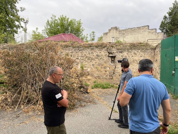 Назрановская крепость – объект Национальной системы «Территория».

В рамках внедрения в Республике Ингушетия Национальной системы «Территория», при участии Комитета по государственной охране объектов культурного наследия и Комитета по туризму Республики Ингушетия, начаты работы с объектами культурного наследия в Назрановском и Сунженском районах Республики.

Назрановская крепость стала первым объектом, который был исследован и добавлен в территорию «Назрановкий Район».

В настоящий момент, по поручению Главы Республики Ингушетия, компанией «АСМ Групп», являющейся официальным партнёром Национальной системы «Территория», начата разработка проектной документации восстановления объекта «Назрановская крепость».

Работы по восстановлению крепости планируется начать в самое ближайшее время и закончить до конца 2025 года.