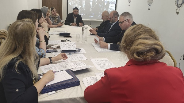 «Территория» на межрегиональной научно-практической конференции "Национально-государственные образования в России: история и современность".

В рамках конференции состоялись рабочие встречи, где обсуждались вопросы комплексного развития территорий и использования новых технологий, цифровизация в сферах туризма и безопасности людей.

В работе конференции приняли участие: Глава Республики Ингушетия, депутаты Народного собрания РИ, члены Правительства РИ, представители научных учреждений РАН, вузов и научных центров Москвы, Санкт-Петербурга, Волгограда, Грозного, Ессентуков, Краснодара, Карачаевска, Нальчика, Махачкалы, Майкопа, Ростова-на-Дону, Ставрополя, Черкесска, Элисты, Магаса и других городов России.

Конференция была организована Правительством Республики Ингушетия, Министерством образования и науки Республики Ингушетия, Министерством культуры Республики Ингушетия, Ингушским государственным университетом,  Государственной архивной службой Республики Ингушетия, ГКУ Джейрахско-Ассинским музеем заповедником и Ингушским научно-исследовательским институтом гуманитарных наук им. Ч. Э. Ахриева. 

Конференция прошла на территории  Национального курорта «Армхи».