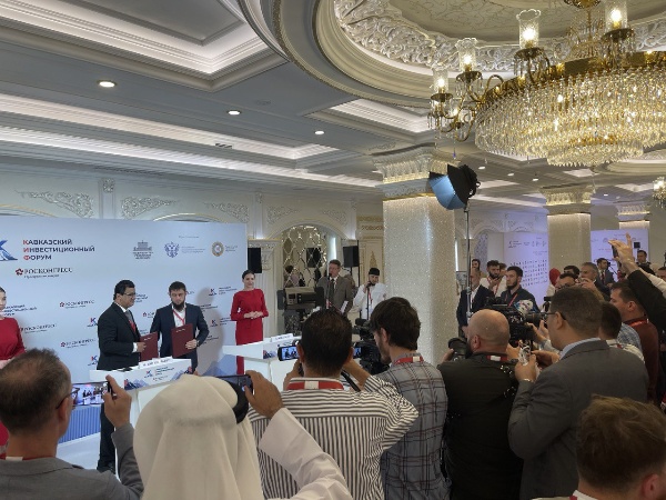 На Кавказском Инвестиционном Форуме, состоявшемся 15-17 июля в городе Грозный, обсуждали ход разработок и внедрения Национальной системы «Территория» в Республике Ингушетия и Чеченской Республике, перспективы развития, планы работы в других Субъектах России и За рубежом.

В рамках форума также провели серию встреч по вопросам сотрудничества с представителями регионов России и делегациями из стран Ближнего Востока.