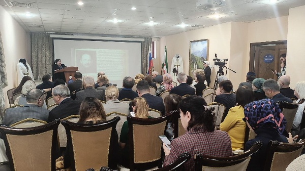 «Территория» на межрегиональной научно-практической конференции "Национально-государственные образования в России: история и современность".

В рамках конференции состоялись рабочие встречи, где обсуждались вопросы комплексного развития территорий и использования новых технологий, цифровизация в сферах туризма и безопасности людей.

В работе конференции приняли участие: Глава Республики Ингушетия, депутаты Народного собрания РИ, члены Правительства РИ, представители научных учреждений РАН, вузов и научных центров Москвы, Санкт-Петербурга, Волгограда, Грозного, Ессентуков, Краснодара, Карачаевска, Нальчика, Махачкалы, Майкопа, Ростова-на-Дону, Ставрополя, Черкесска, Элисты, Магаса и других городов России.

Конференция была организована Правительством Республики Ингушетия, Министерством образования и науки Республики Ингушетия, Министерством культуры Республики Ингушетия, Ингушским государственным университетом,  Государственной архивной службой Республики Ингушетия, ГКУ Джейрахско-Ассинским музеем заповедником и Ингушским научно-исследовательским институтом гуманитарных наук им. Ч. Э. Ахриева. 

Конференция прошла на территории  Национального курорта «Армхи».