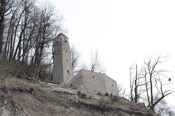 Состоялся рабочий выезд на объекты Ачхой-Мартановского и Урус-Мартановского районов Чеченской Республики.

Исследованы башенные комплексы, отдельно стоящие башни и склепы, которые будут внесены в систему и станут доступны гостям территорий.