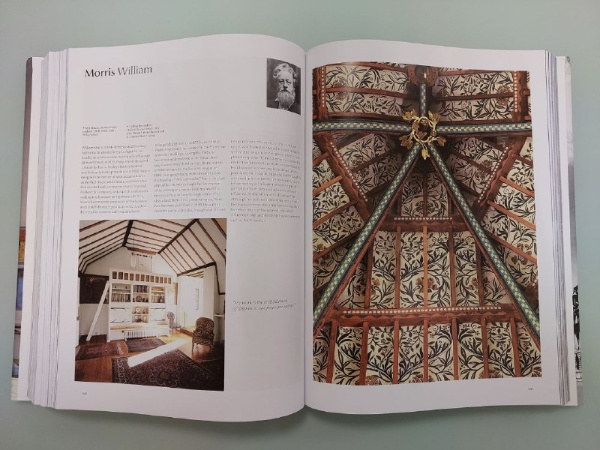 Новое приобретение в библиотеку компании - роскошное широкоформатное полноцветное издание "Modern Architecture A-Z".

Более 670 страниц представляют различные архитектурные стили, выдающихся архитекторов и их великие строения.

Издательство TASCHEN. 2022.
