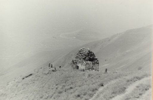The Institute of Archaeology of the Russian Academy of Sciences handed over to the historians of “ACM Group” the archaeological reports of M.B.Muzhukhoev of 1978, which, in addition to unique archaeological data and information, contain quite a lot of photographs of tower complexes of Ingushetia. The photo shows the crypts of the Dukhurgisht tower complex before restoration in the XXI century.