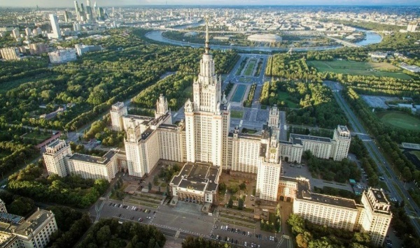 Объединение архитектурных мастерских Санкт-Петербурга продолжает подготовку нового XXIV выпуска Архитектурного ежегодника. ОАМ поддерживает традицию издания уже более 20 лет, создавая уникальный архив профессионального сообщества. Каждое издание - это вклад в историю архитектуры нашей страны. 

"АСМ Групп" представит в новом ежегоднике завершенные проекты по реставрации:
- Главного здания Московского государственного университета на Воробьевых горах в Москве,
- Башенного комплекса "Гьаги ГIлаш" в горной Ингушетии,
- Иконостаса Спасо-Преображенского собора в Перми.