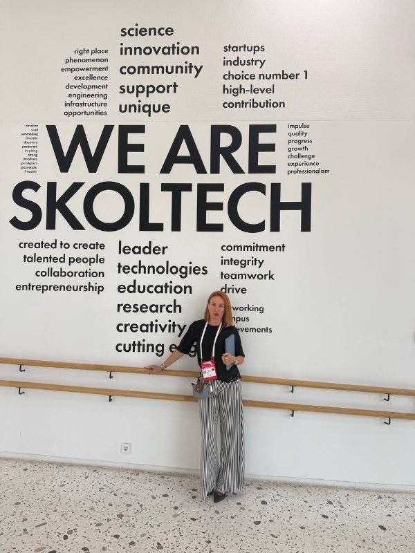 ПГУ участвует в проведении «Школы акселерации» в рамках масштабного проектно-образовательного интенсива «Архипелаг 2025».

Мероприятие организовано для развития университетских программ поддержки студенческих стартапов и достижения технологического суверенитета России.

Среди организаторов и наставников от нашего университета выступают Наталья Михайловна Каширина – в роли эксперта по асессменту, а также Юлия Михайловна Ильяева и Наталья Васильевна Костенко – в роли наставников команд.

Опыт и экспертиза наших организаторов помогают участникам мероприятия ставить амбициозные цели и воплощать их в реальность.