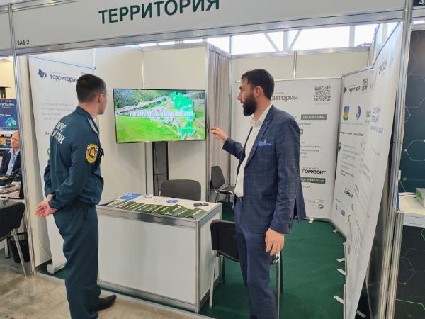 Национальная система управления объектами и безопасностью "Территория", которая внедряется на территории Джейрахско-Ассинского музея-заповедника, начала работу на международном Салоне "Комплексная безопасность".

В форуме принимает участие наш сотрудник Зяудин Гуражев. 