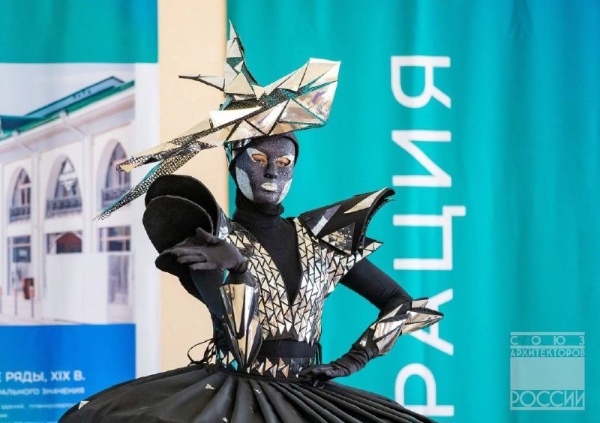 В самом разгаре VIII Всероссийский фестиваль "Архитектурное наследие. 2025", проходящий в эти дни в Рязани.