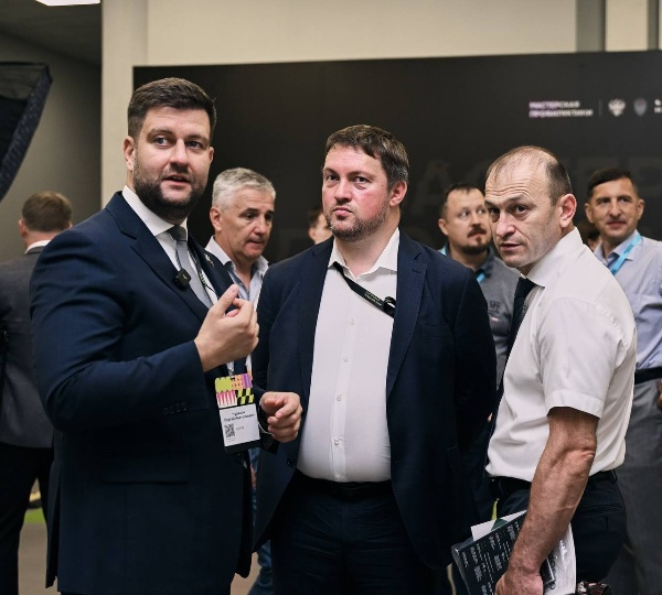 В Ростове-на-Дону состоялся юбилейный X Всероссийский форум «Мастерская профилактики», где ПГУ представил свою систему работы по противодействию экстремизму в студенческой среде.

За три дня работы форума, проректор ПГУ Ибрагимов Ибрагим Джавпарович и начальник управления комплексной безопасности, Дорошенко Вадим Борисович приняли участие в экспертных дискуссия и установили деловые контакты с коллегами. 