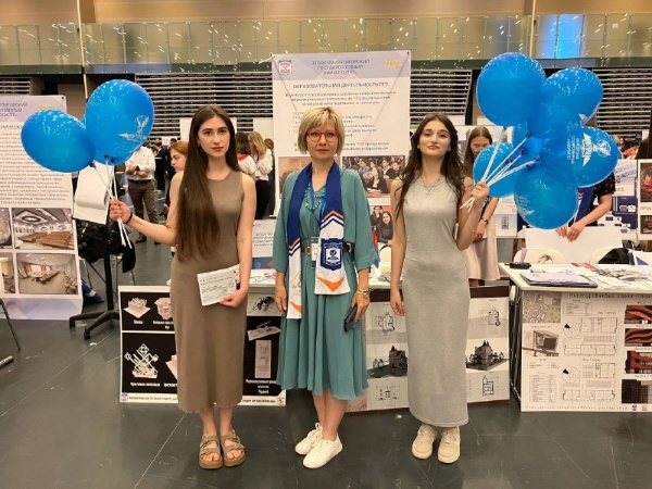 ПГУ на Всероссийской ярмарке трудоустройства «Работа России. Время возможностей».

Цель фестиваля – популяризация наиболее востребованных и перспективных профессий на рынке труда. 

Гостям и участникам была предоставлена возможность ознакомиться с профессиями, которые не только востребованы сегодня, но и не утратят своей актуальности в будущем, поучаствовать в мастер-классах от представителей различных организаций, встретиться с работодателями, посетить воркшопы, лекции.