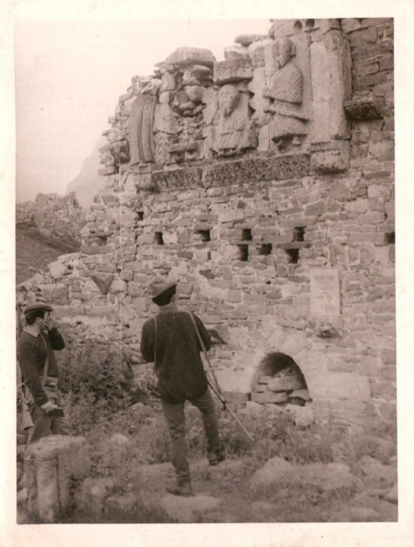 That's how it was.

Restoration of the temple "Thaba-Yerda" in 1969-1971 by the project of the Georgian architect L.A. Khimshiashvili.
.