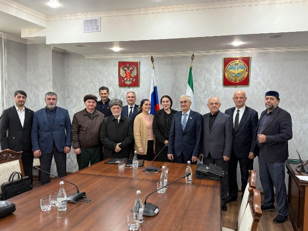 По поручению Главы Республики Ингушетия от 9 декабря 2024 г. 16.04.2025 г. в г. Магас прошла Конференция по вопросу взаимодействия групп реставраторов, восстанавливающих храм Тхаба-Ерды в 1969 и 2024 годы, организованной Комитетом государственной охраны объектов культурного наследия Республики Ингушетия Кодзоевым Т.У. и Председателем Российско-Грузинского делового совета при Торгово-промышленной палате Российской Федерации Ю. Г. Балашовым, при участии известного грузинского археолога, профессора Гамбашидзе Гиви Гайозовича, который в 1969 году принимал участие в реставрации храма Тхаба-Ерды и реставраторов, специалистов подрядных организаций, восстанавливающих объекты в горной Ингушетии.