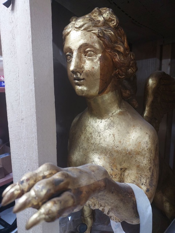 Завершается реставрация исторических сфинксов в бывшем имении графов Шереметевых - усадьбе Останкино.

Фото: "АСМ Групп".