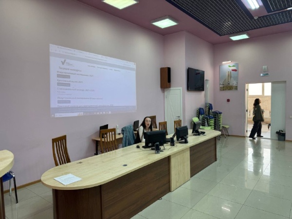 Встреча с победительницей стипендиального конкурса Благотворительного фонда Владимира Потанина.

Победительница стипендиального конкурса Фонда В. Потанина, Алиева Марина Юрьевна, которая в настоящее время является преподавателем ПГУ. На встрече студенты узнали подробнее о стипендиальном конкурсе для магистрантов, его этапах и необходимых документах для подготовки заявки.