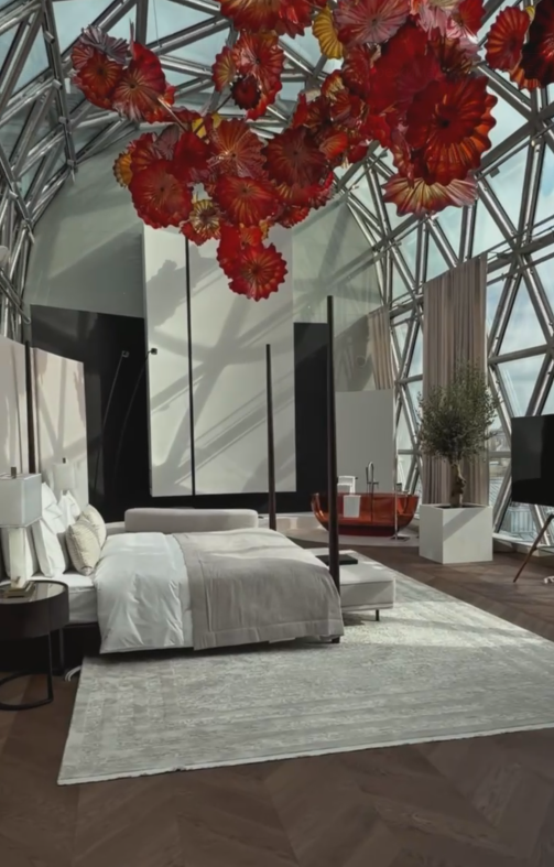 The renovation and adaptation of the dome space at the WAWELBERG Hotel has been completed.

The hotel's general designer is ACM Group.