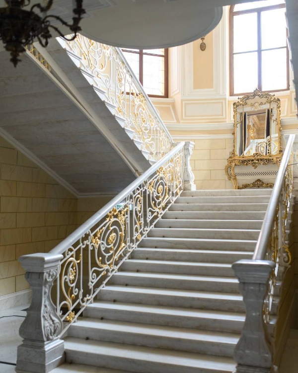 Новые фотографии Особняка Мясникова на улице Восстания, 45 в Петербурге, отреставрированного по проекту "АСМ".