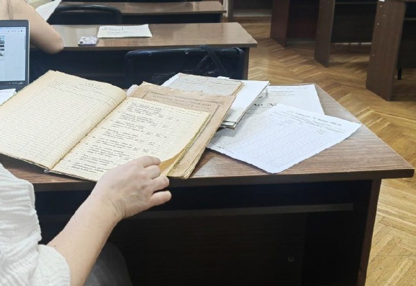 Исследователи «АСМ Групп» продолжают архивные изыскания по башенным комплексам Ингушетии в рамках программы "Возвращение истории". 

Начато непростое, но надеемся плодотворное сотрудничество с Архивной службой Республики Северная Осетия-Алания. 

Партнеры проекта — Благотворительные фонды "САФМАР" и "Возрождение".